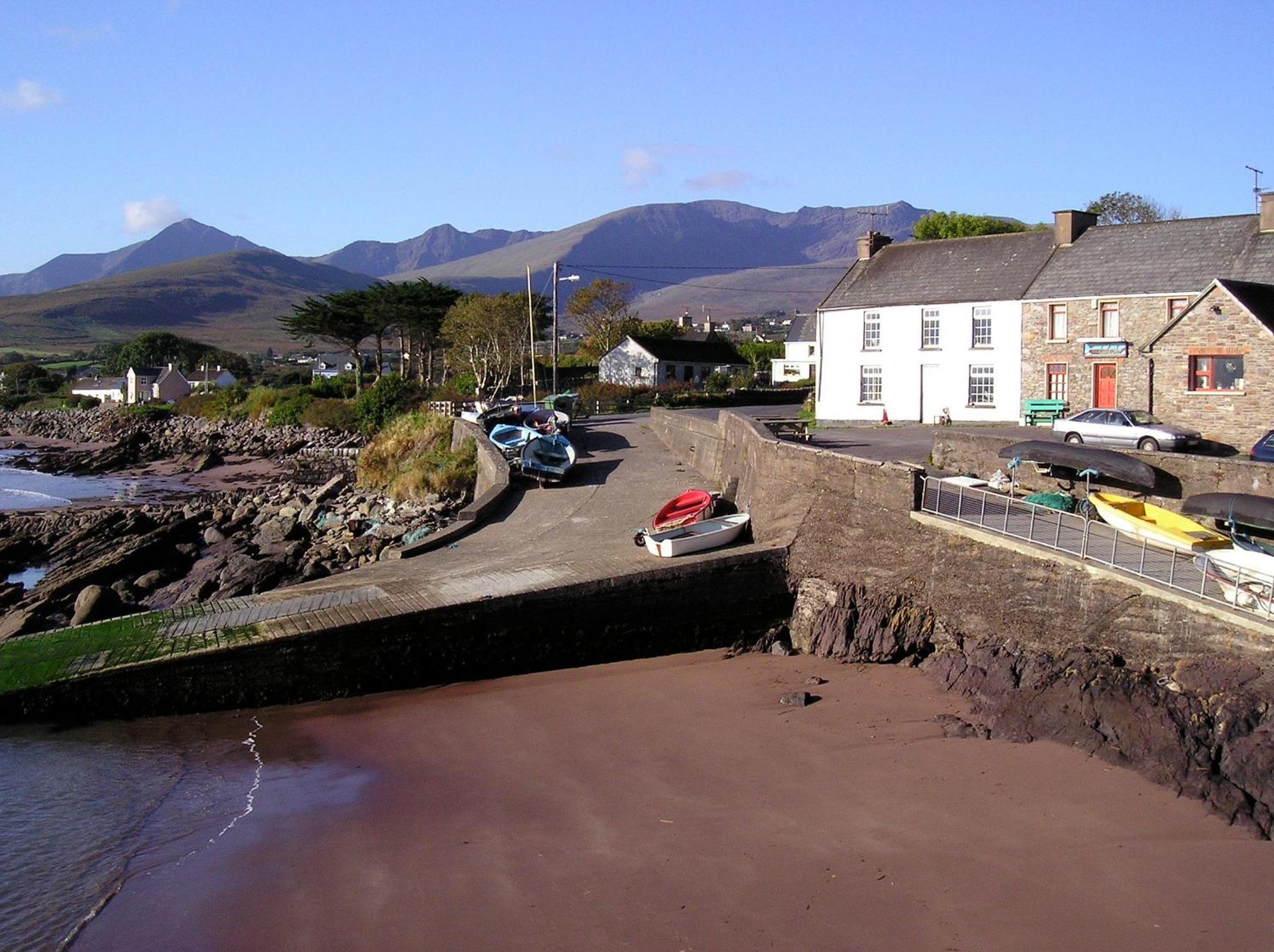 The Shores Country House Bed and Breakfast Dingle Esterno foto